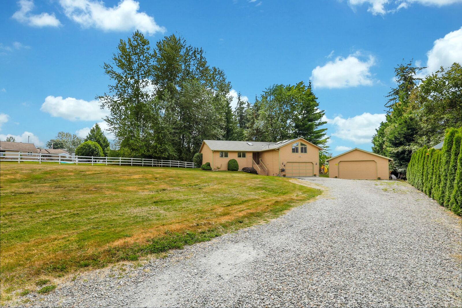 Property Photo:  1520  151st Place SW  WA 98087 
