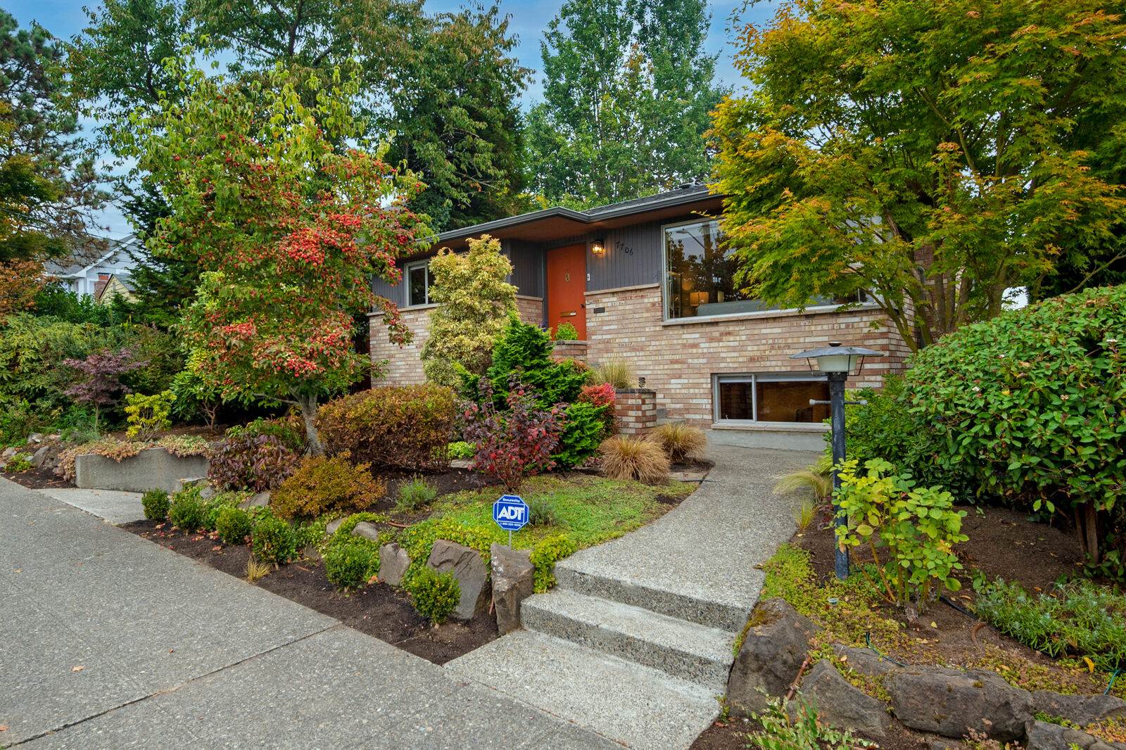 Property Photo: 7706 31st Ave NW 7706 31st Avenue NW WA 98117