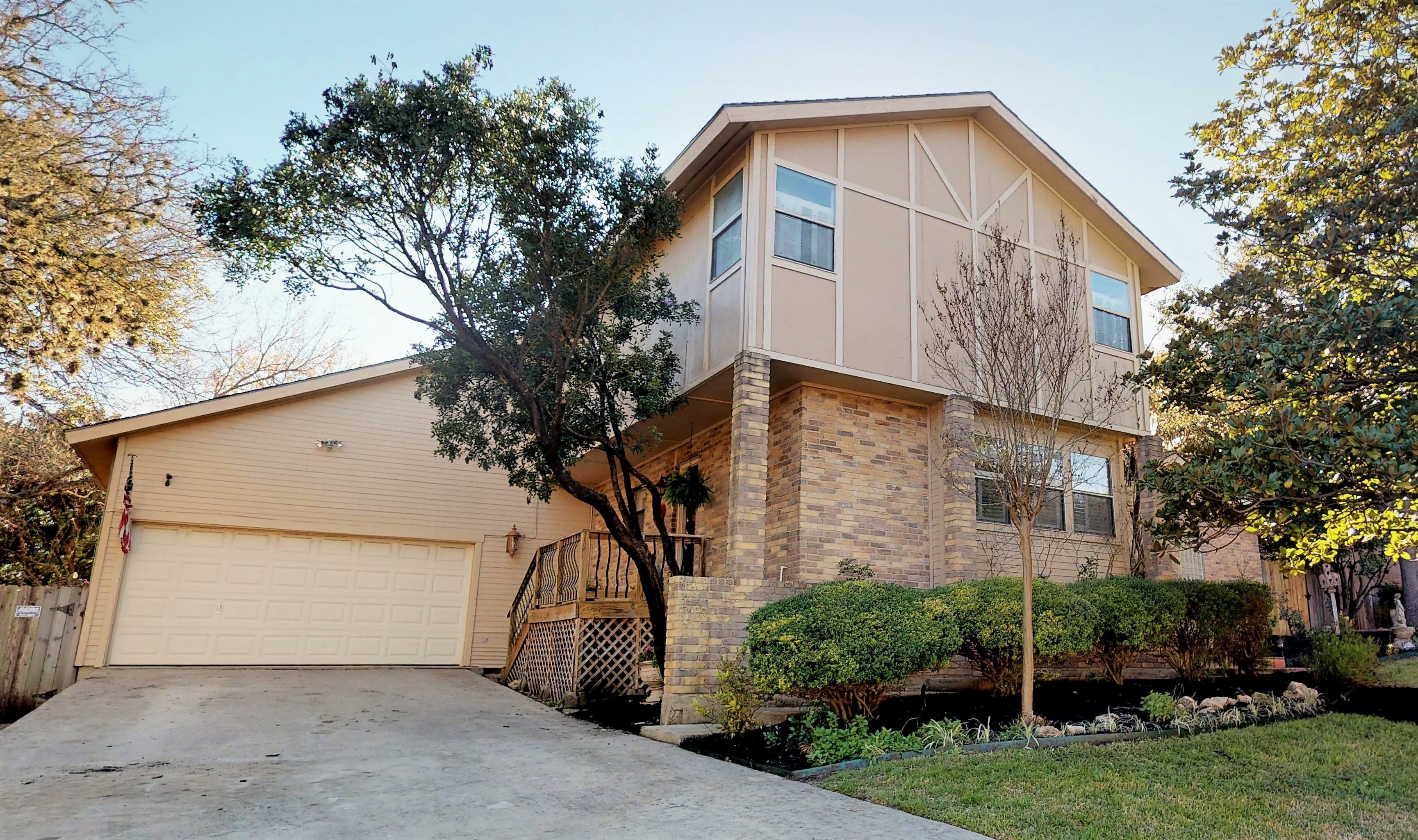 Property Photo:  2926 Low Oak St  TX 78232 