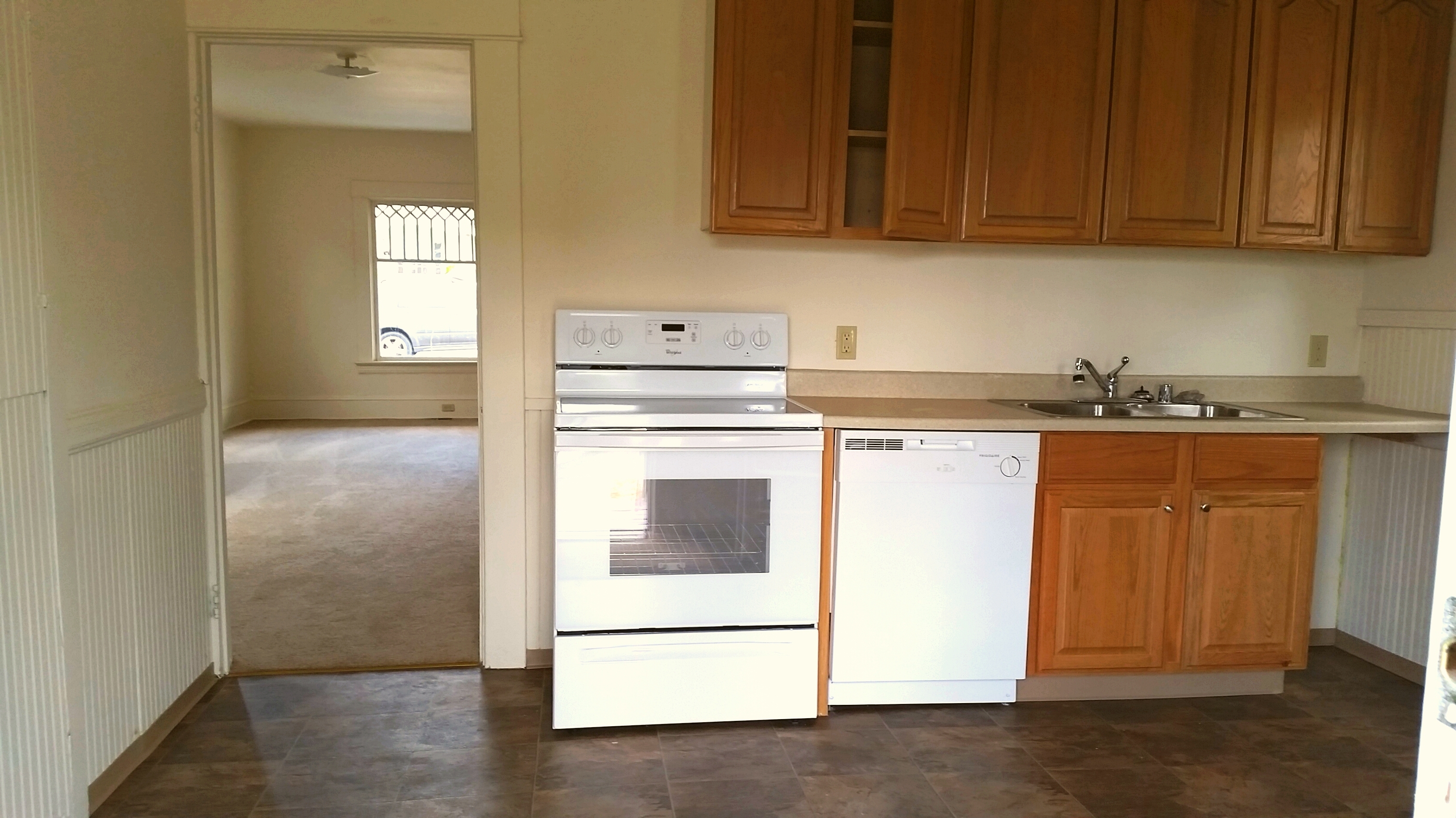 Property Photo: Victorian 4 bedroom home 1417 Garden N WA 98225