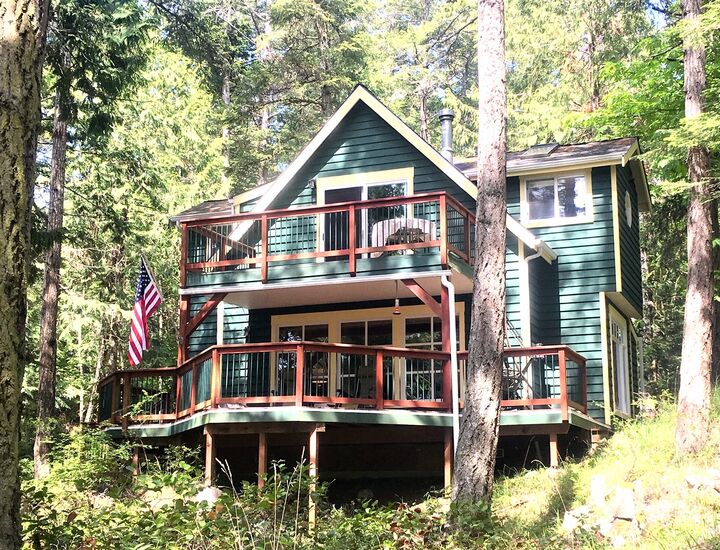 1026  Chinook Way  Center Island WA 98221 photo