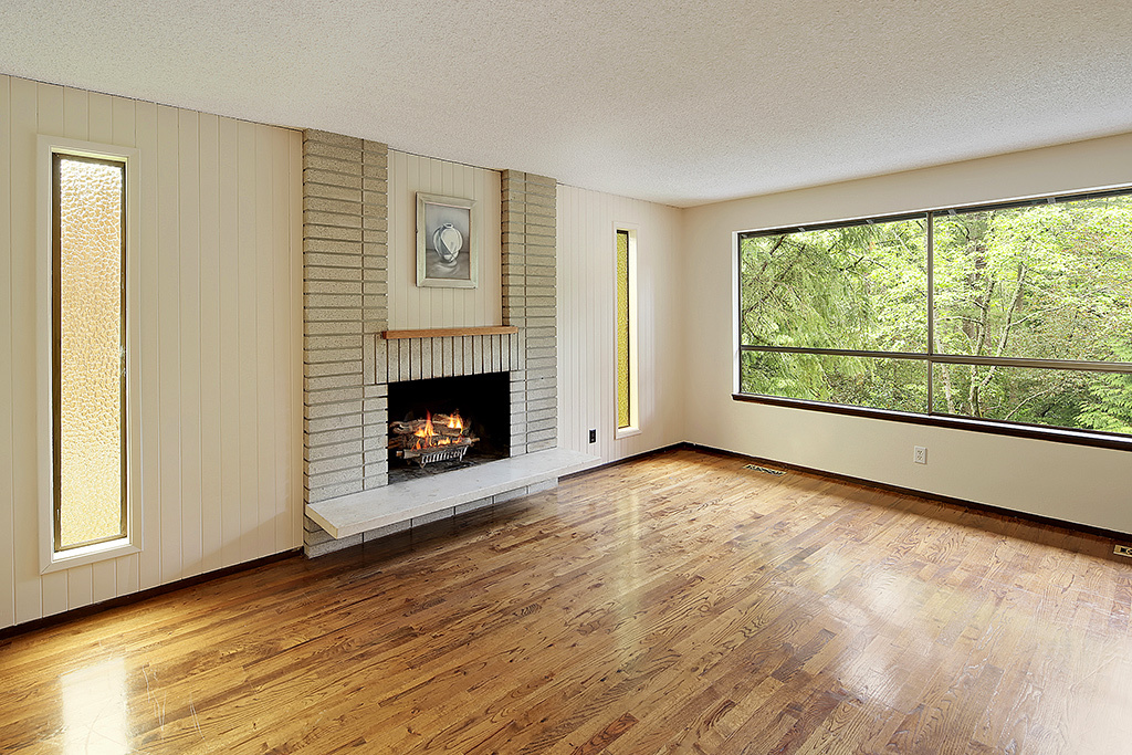 Property Photo: Living room 15904 SE 42nd Place  WA 98006 