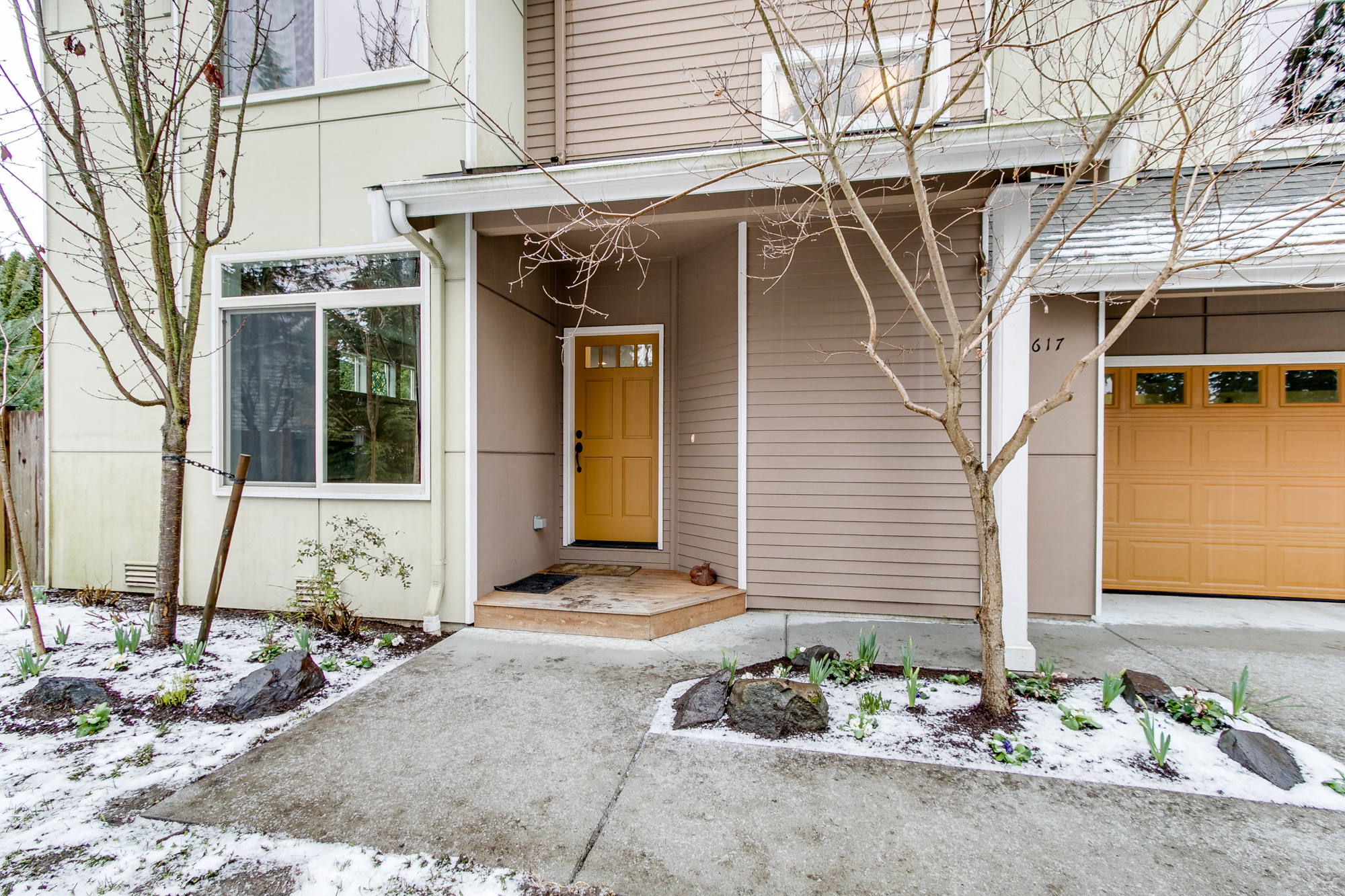 Property Photo:  3617 Serene Wy  WA 98087 