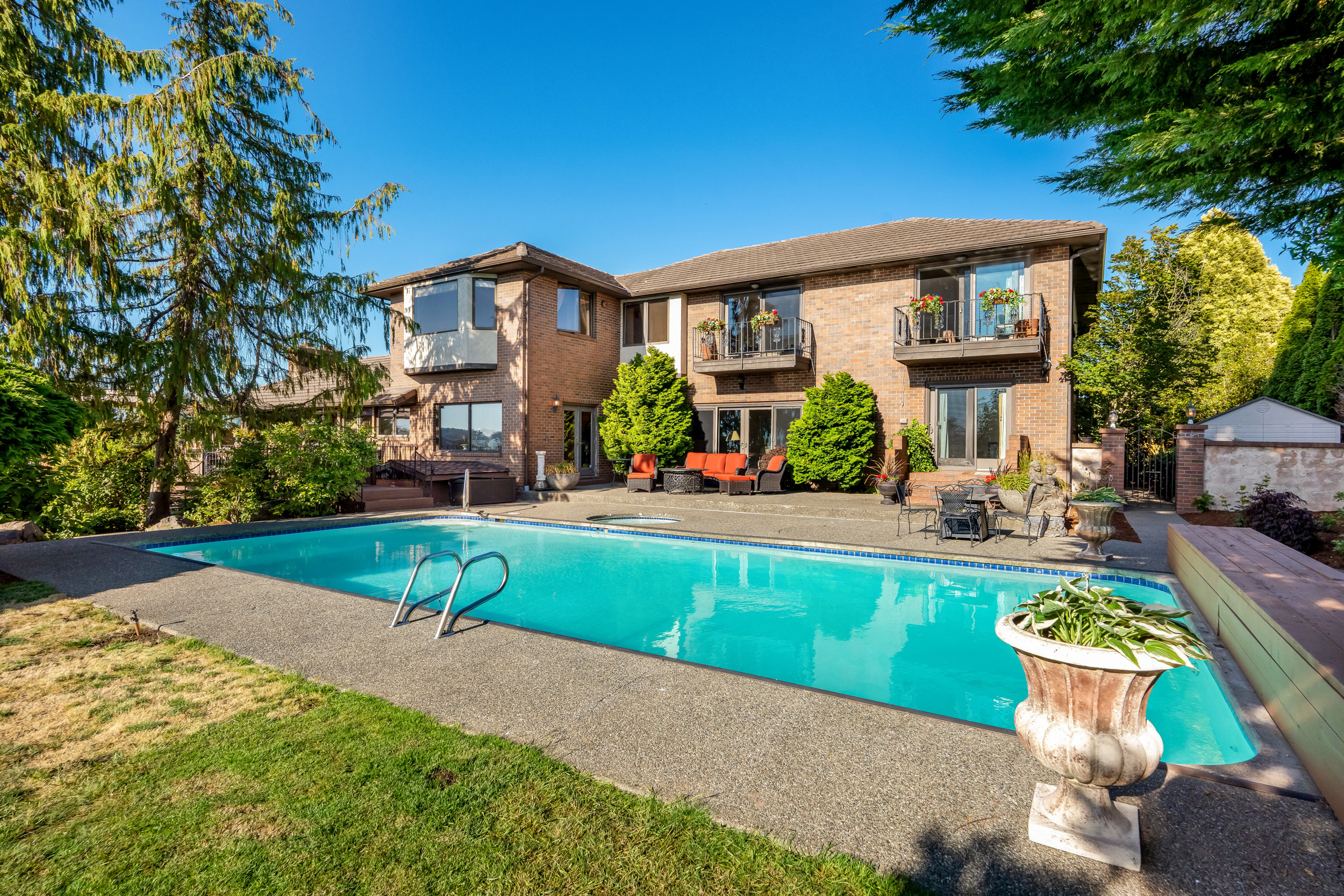 Property Photo:  416  Alverson Boulevard  WA 98201 