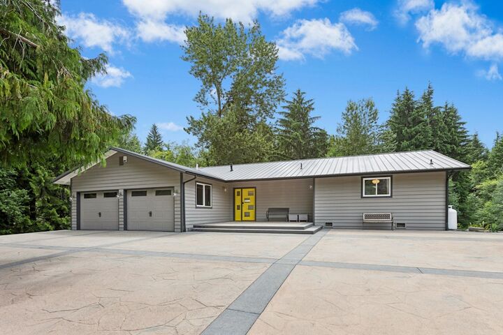 Property Photo: 16120 82nd Street SE WA 98290