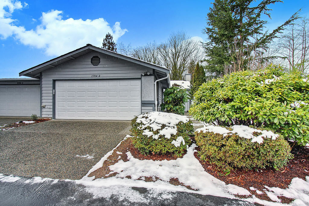 Property Photo:  15914 Village Green Dr D  WA 98012 