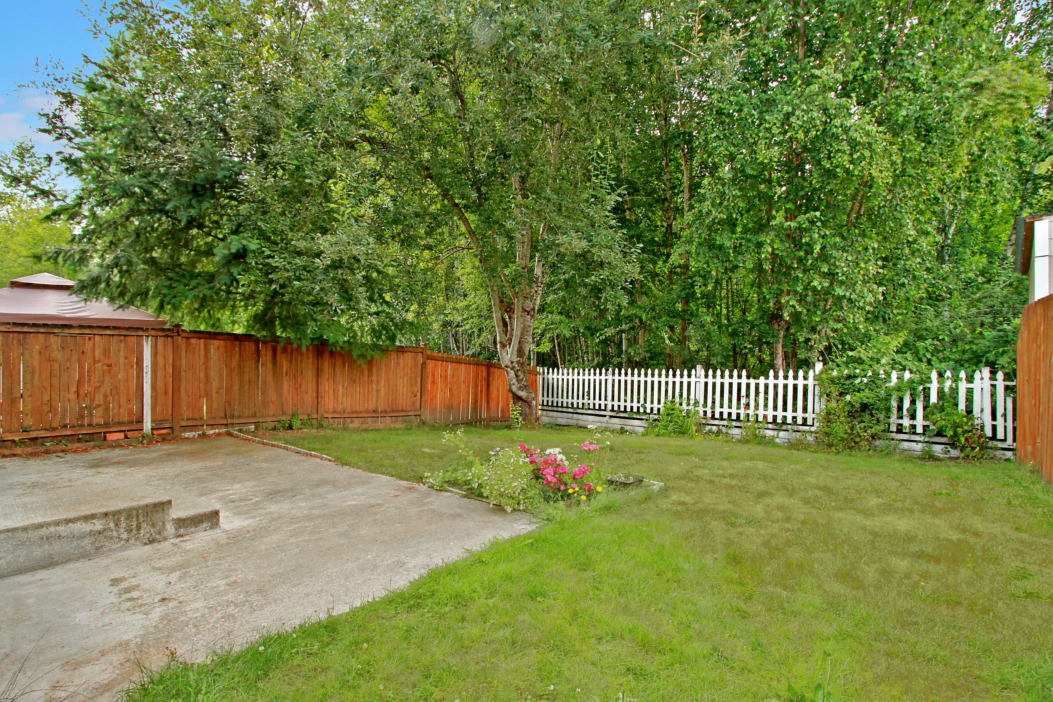 Property Photo:  5711 130th Place NE  WA 98271 