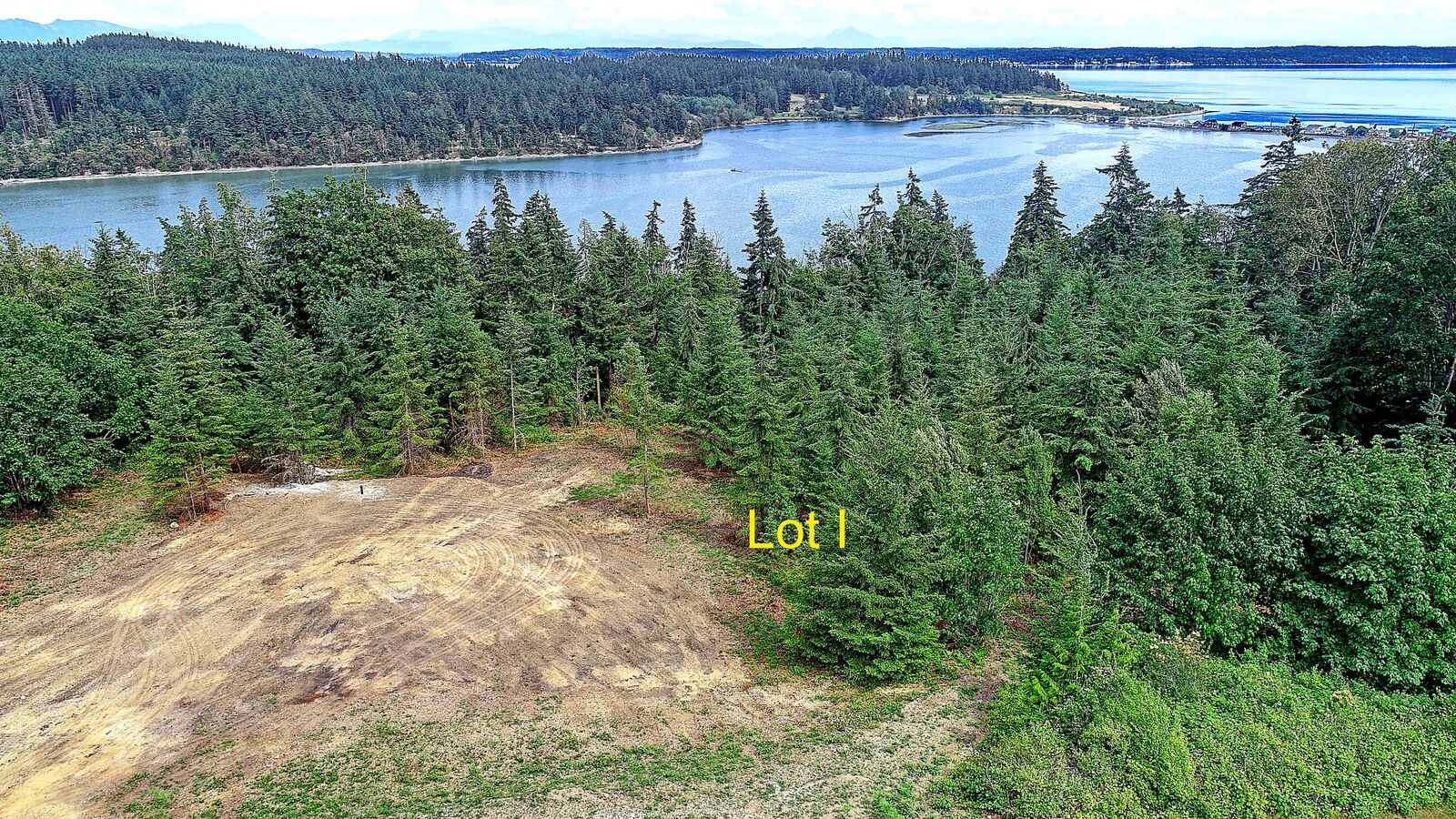 Property Photo:  1 I  Triangle Cove Lane  WA 98282 