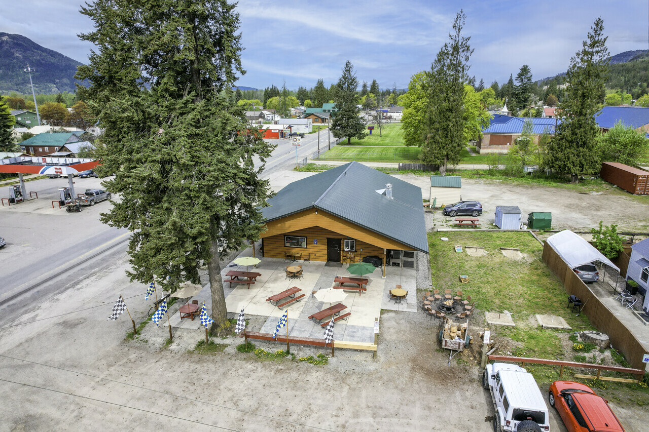 Property Photo: 213 E 4th Ave ID 83811