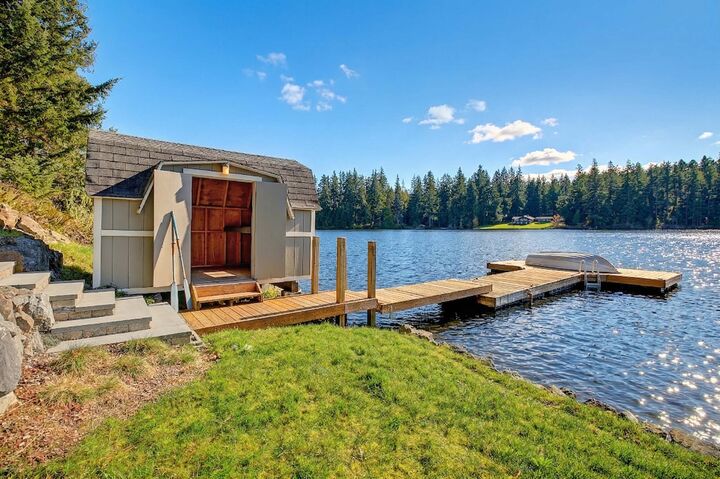 Property Photo:  18727  Lakewood Road  WA 98292 