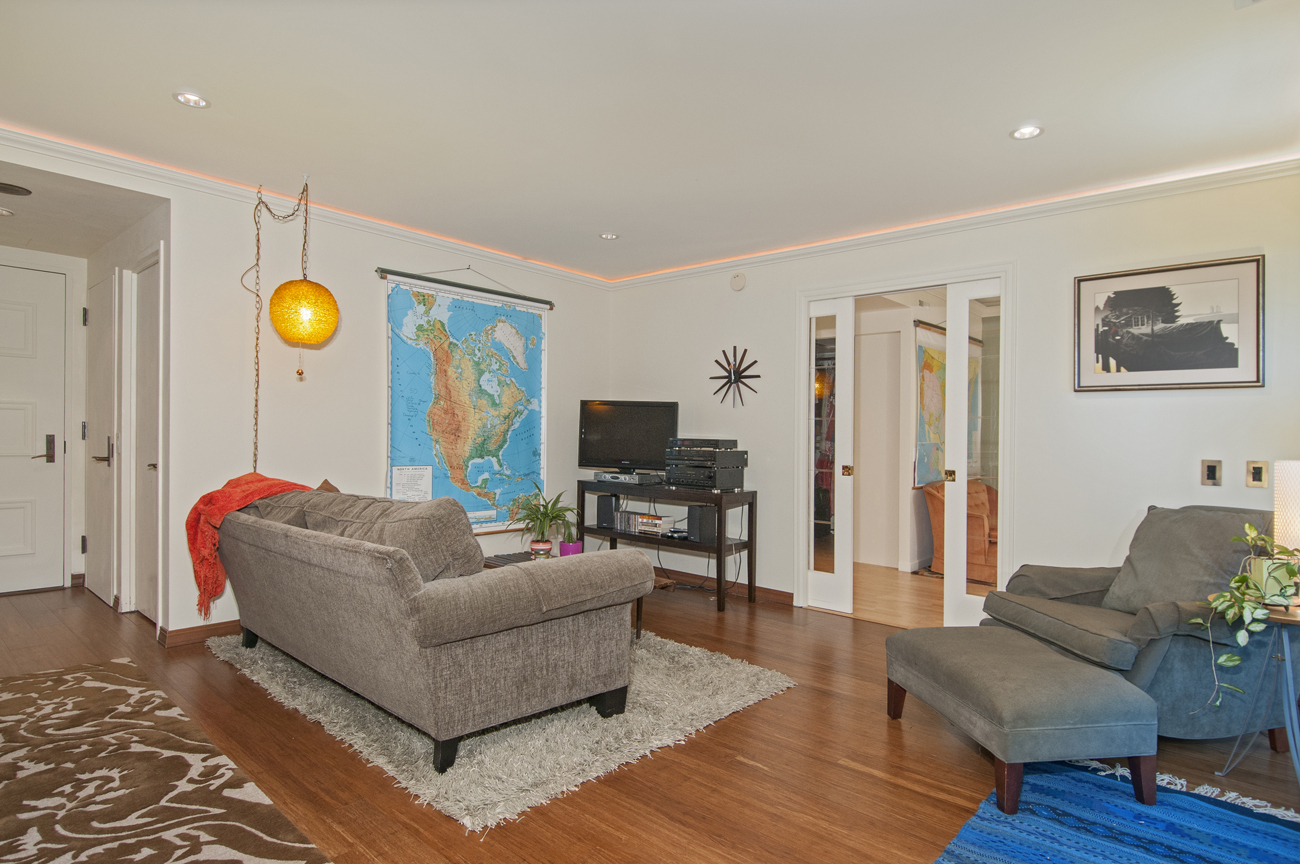 Property Photo: Living & dining room 1301 Spring St 8E  WA 98104 