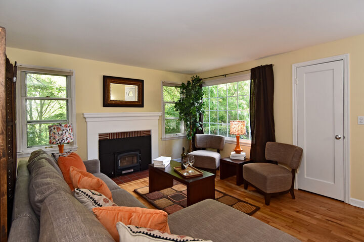 Property Photo: Living room 10204 23rd Ave NE  WA 98125 