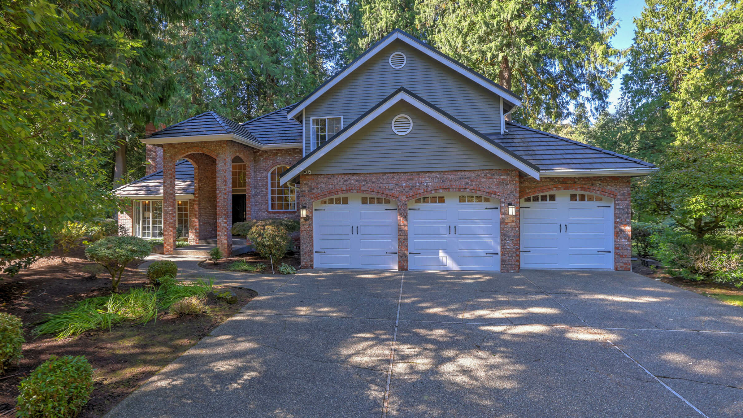 Property Photo:  14243 229th Drive SE  WA 98027 