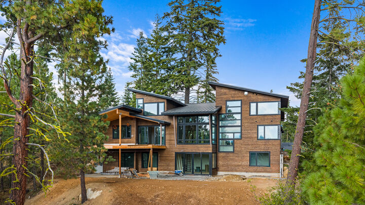 Property Photo:  331  Kokanee Loop  WA 98922 
