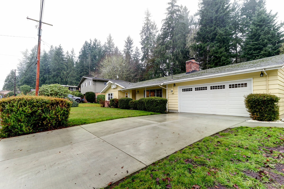 Property Photo:  2337 Fir St SE  WA 98501 