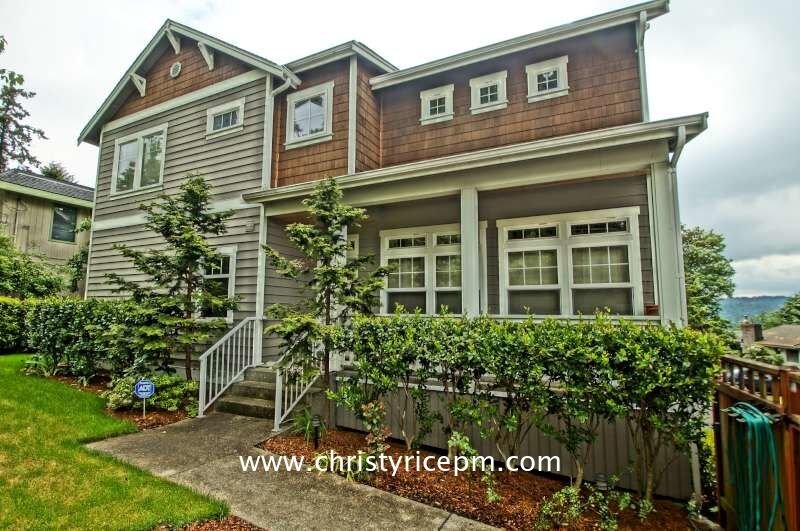 Property Photo: 15120 37th Avenue NE WA 98155