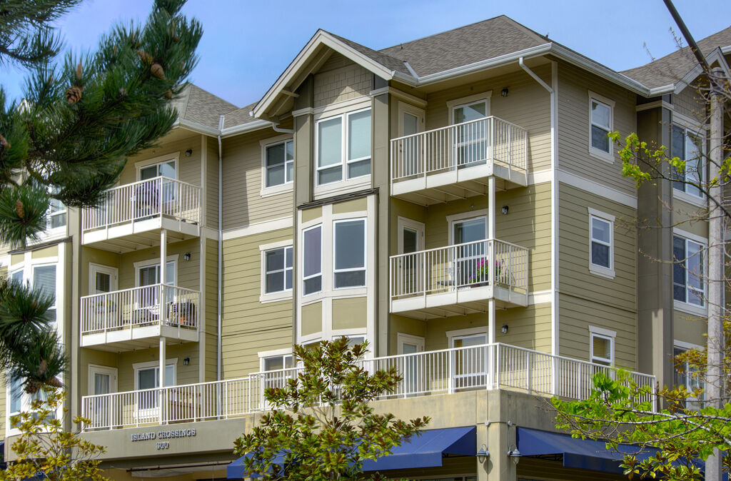 Property Photo:  300 High School Rd NE 300  WA 98110 