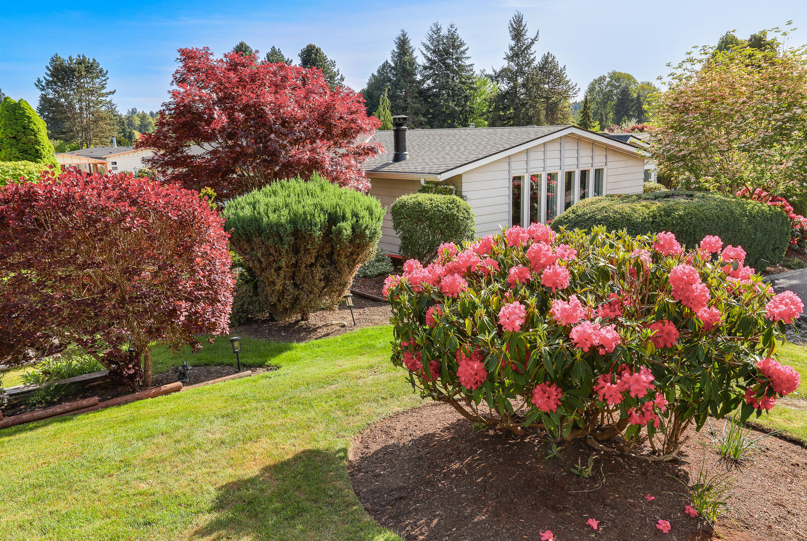 Property Photo: Home 903 240th Place SW WA 98021