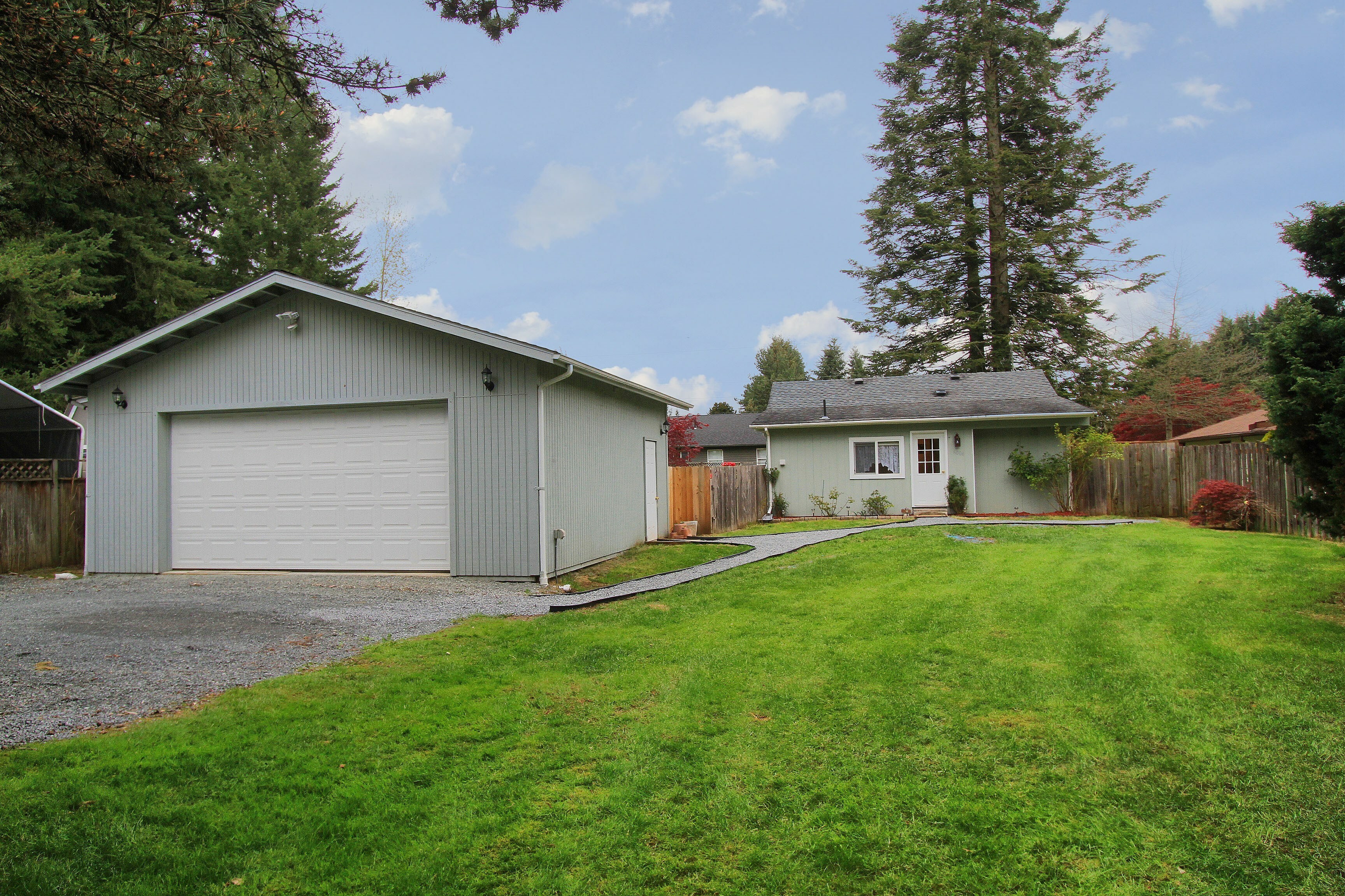 Property Photo:  6004 74th St NE  WA 98270 