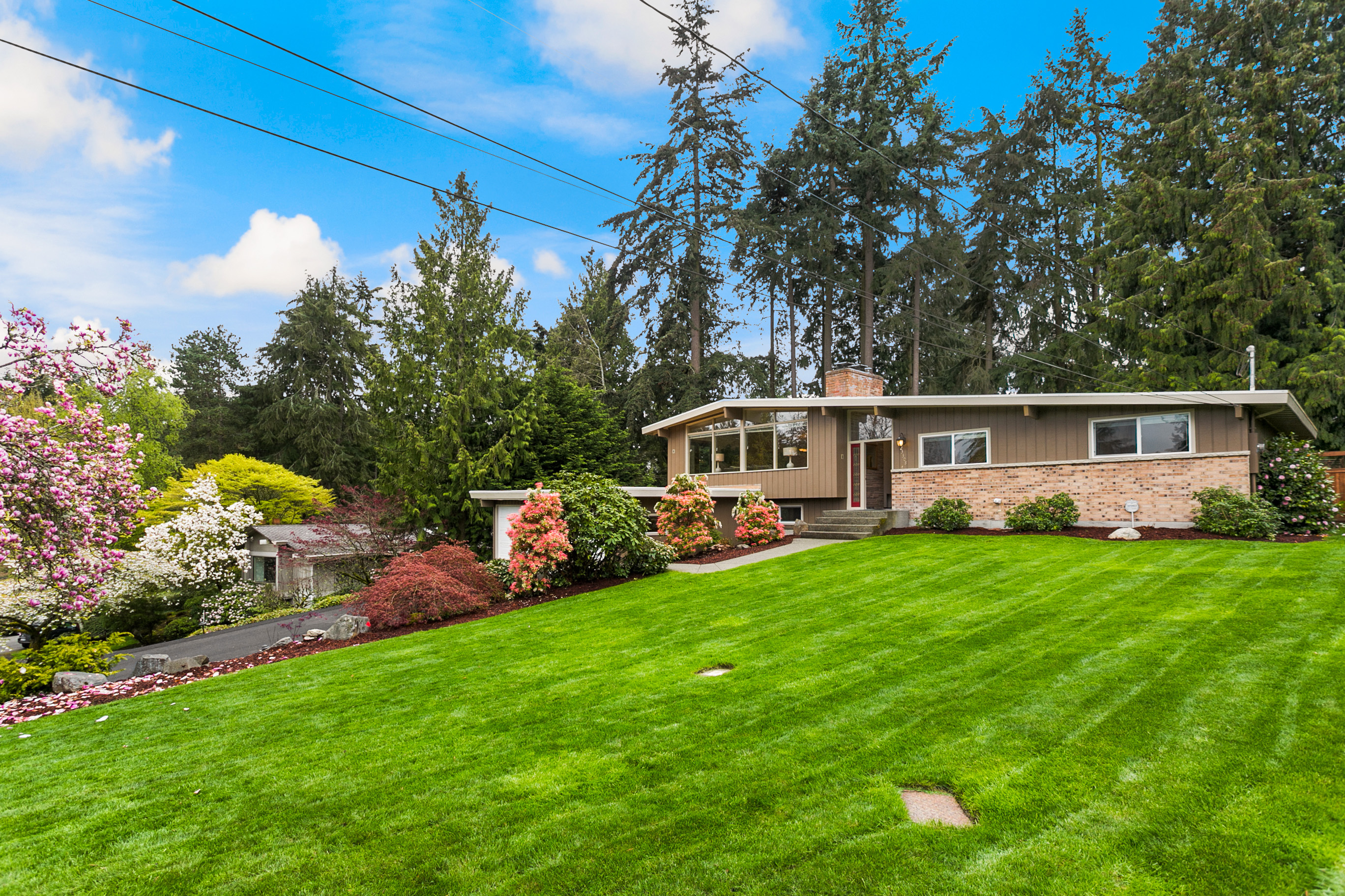 Property Photo:  23308 Friar Tuck Lane  WA 98020 