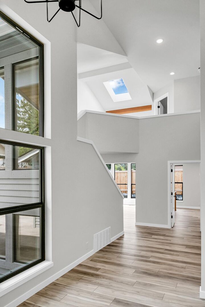 Property Photo: 16608 63rd Avenue W WA 98037