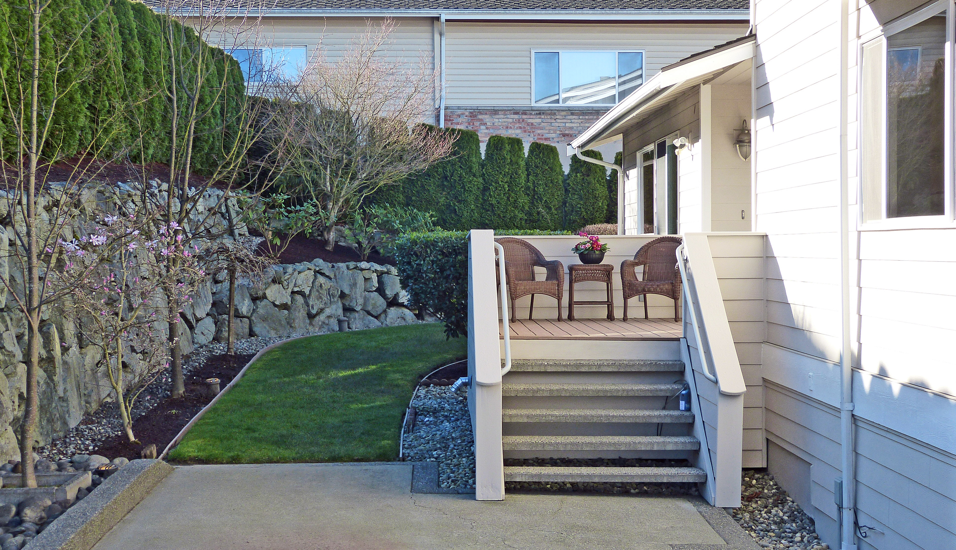 Property Photo: Entrance:  porch / entry 903 Washington Ave  WA 98275 