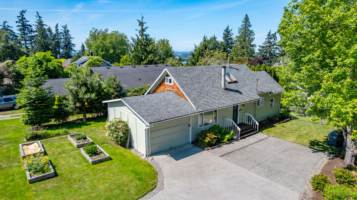 Property Photo: 105 S 7th St Mount Vernon 105 S 7th Street  WA 98274 
