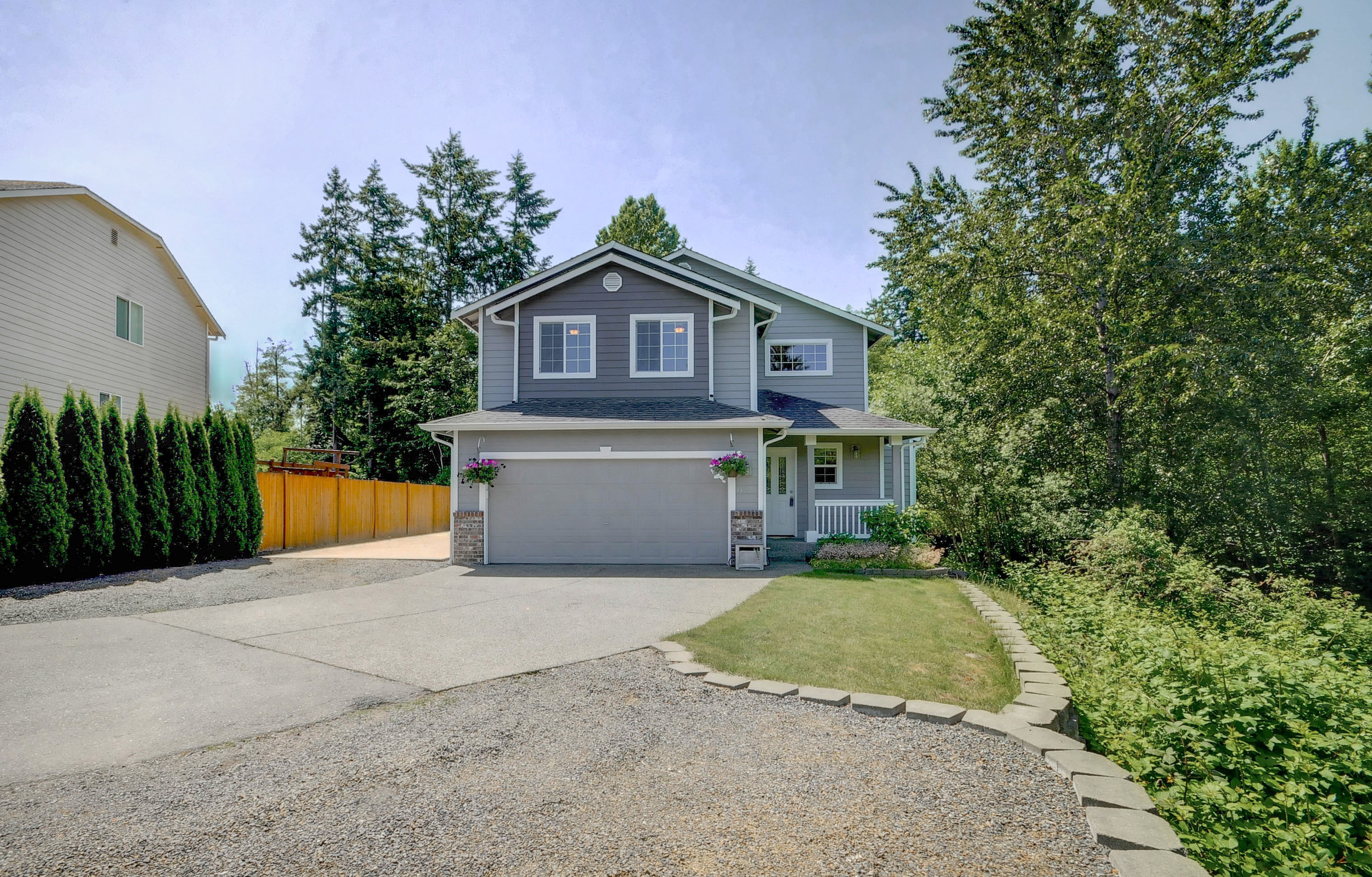 Property Photo: Exteriors/Front Entry 11628 50th Dr SE  WA 98208 