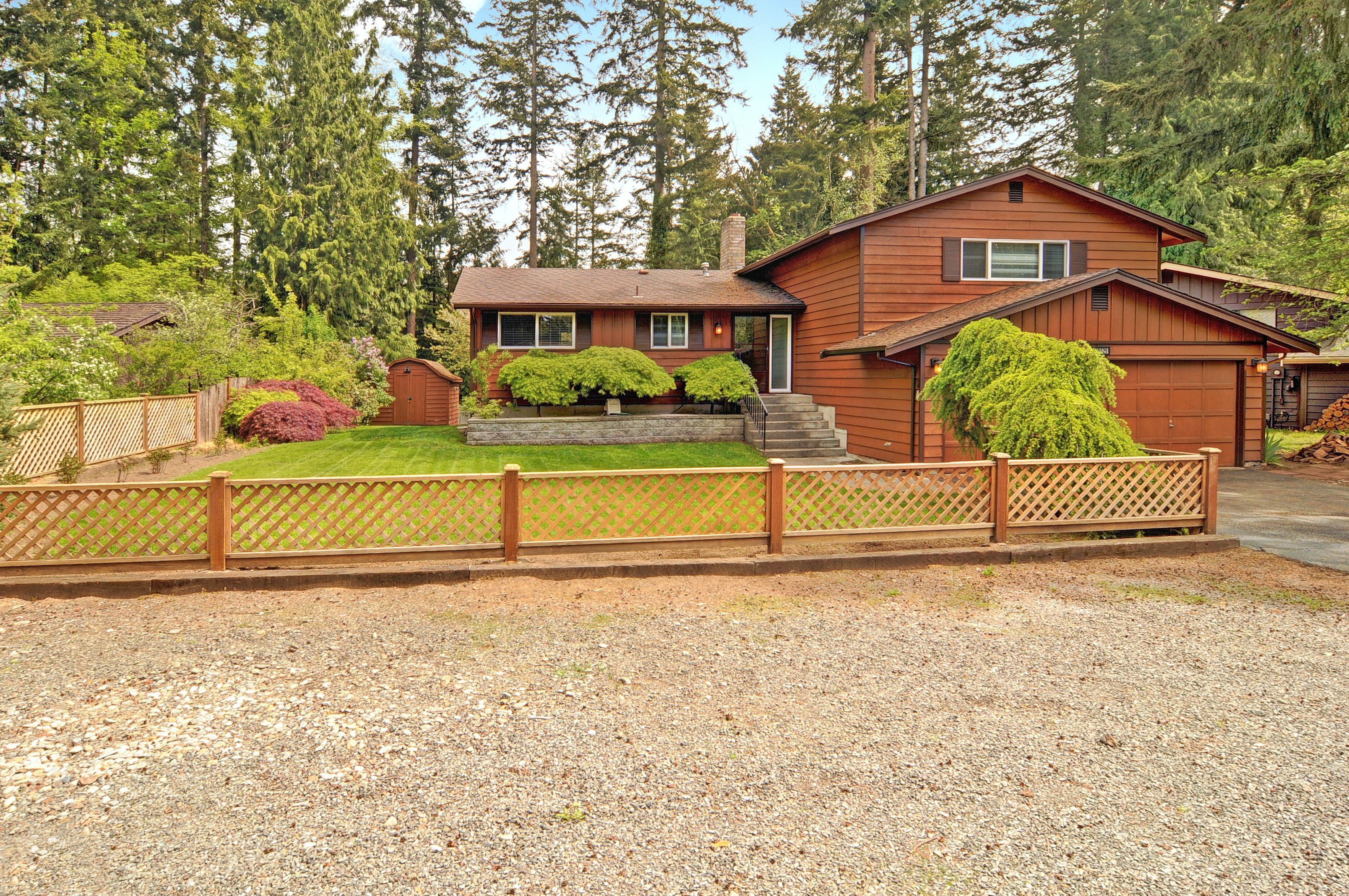 Property Photo:  10529 39th Dr NE  WA 98271 