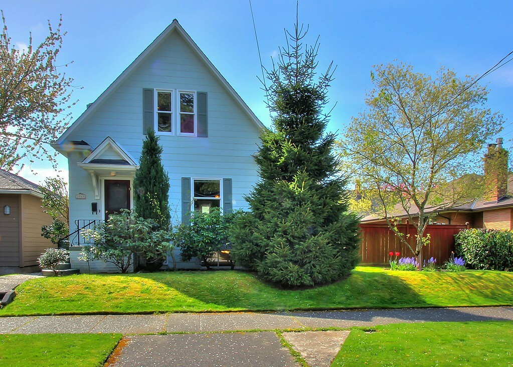 2763 NW 70th St  Seattle WA 98117 photo