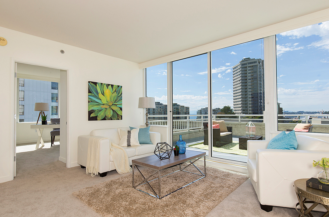 Property Photo: Living room 2600 2nd Ave 809  WA 98121 