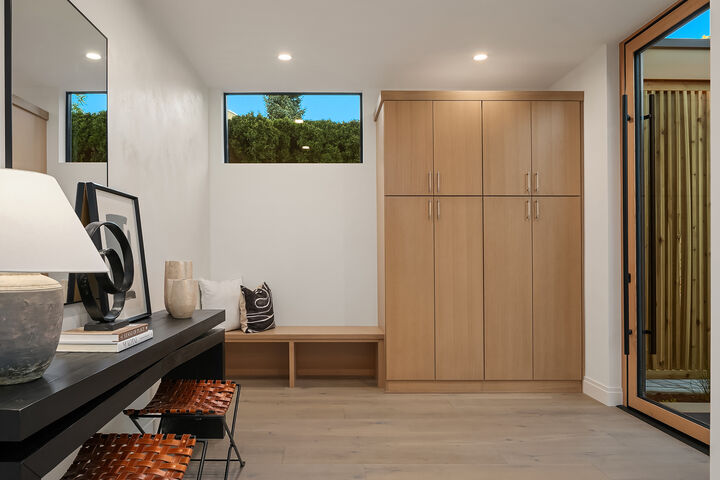 Property Photo: 7626 NE 10th Street WA 98039