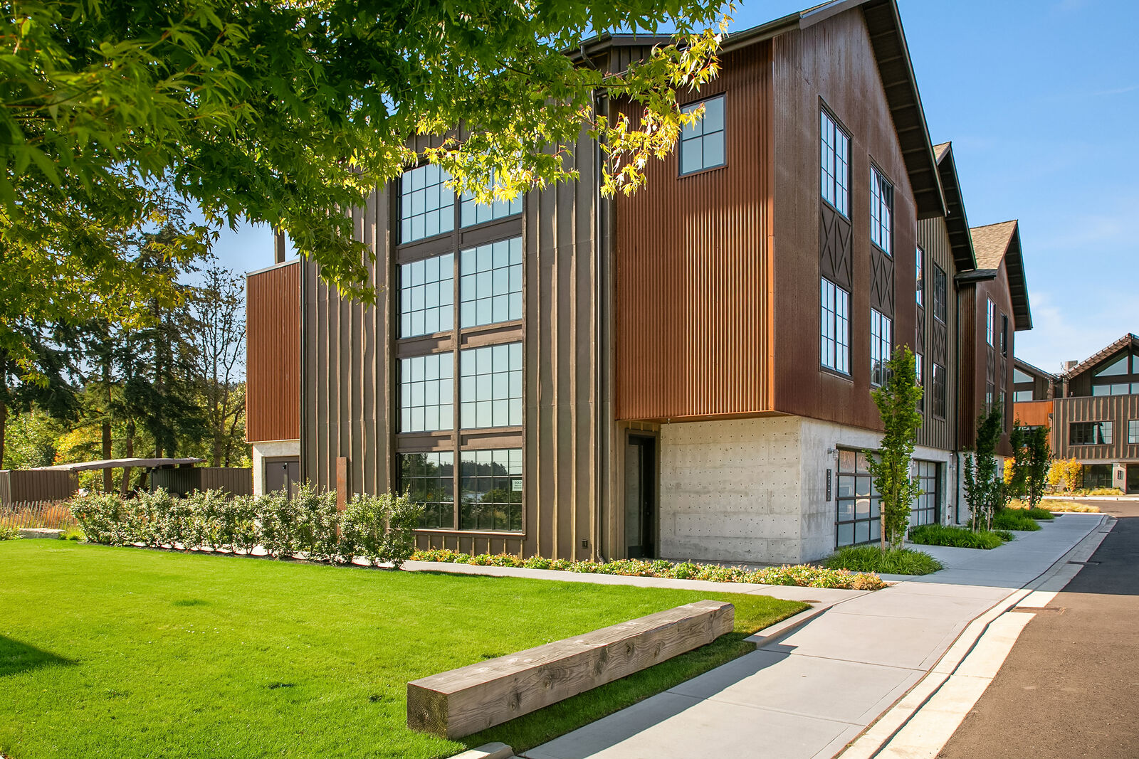 Property Photo: 4533 Flying Goat Ave D240 4533  Flying Goat Avenue NE D240  WA 98110 