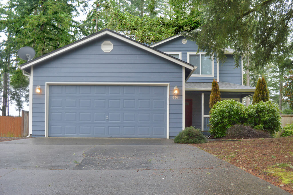 Property Photo:  601 Nieland Lp SE  WA 98576 