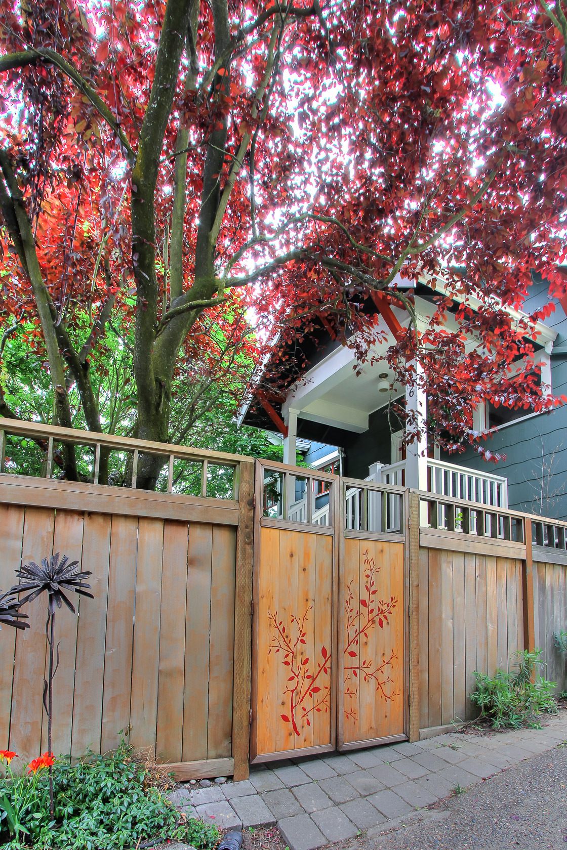 Property Photo:  156 NW 65th St  WA 98117 