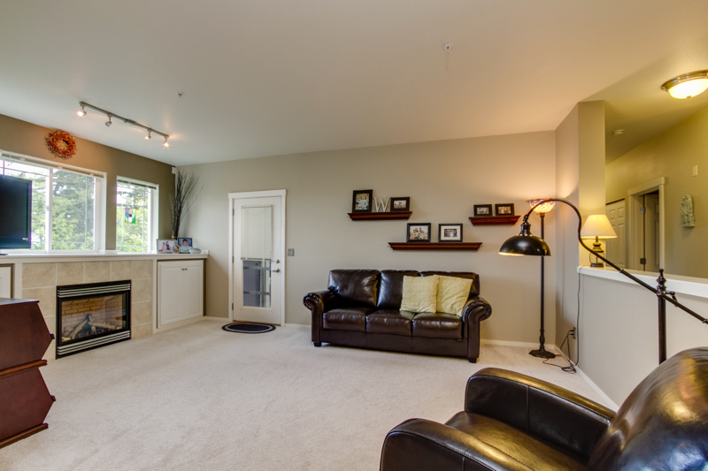Property Photo: Living room 107 164th St SE 3-304 WA 98012