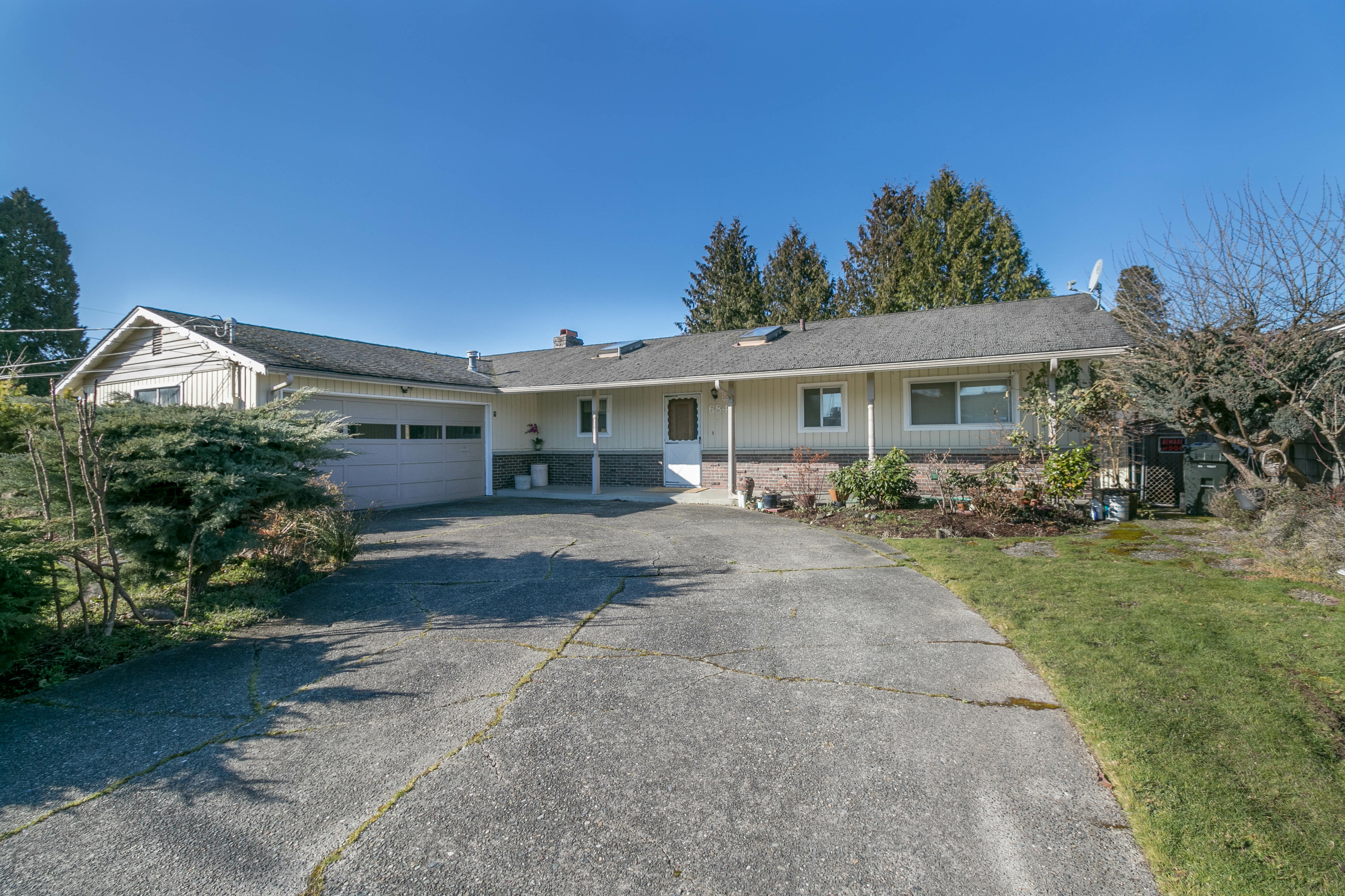 Property Photo: 6846 S K St WA 98408