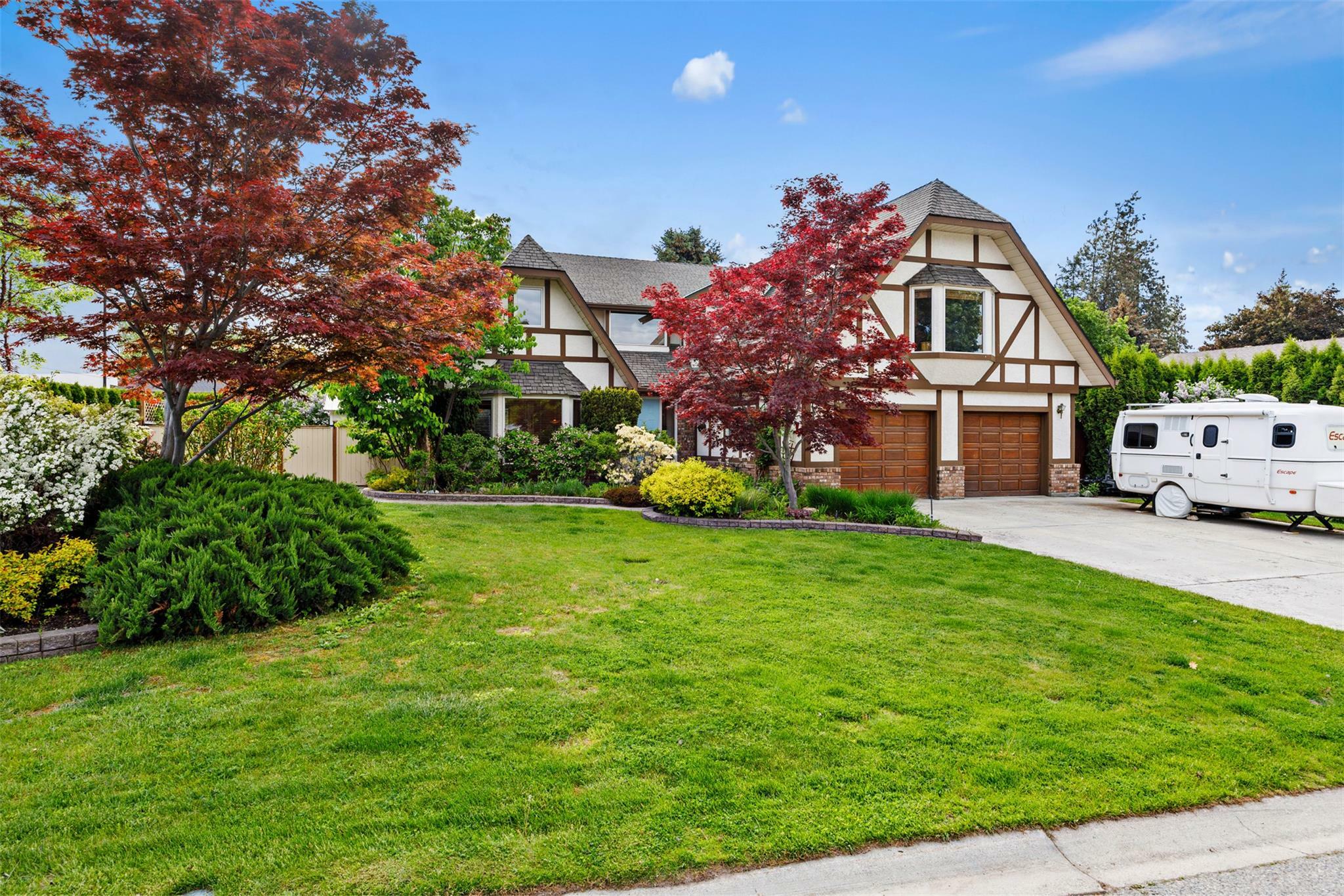 Property Photo: 4350 Kensington Drive BC V1W 2L8