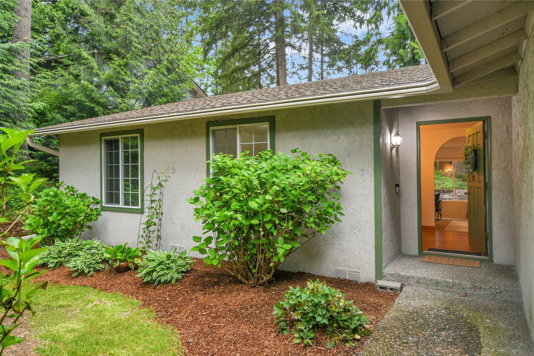 Property Photo: 13426 NE 190th Place WA 98072