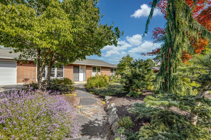 Property Photo:  7011 58th Dr NE  WA 98270 