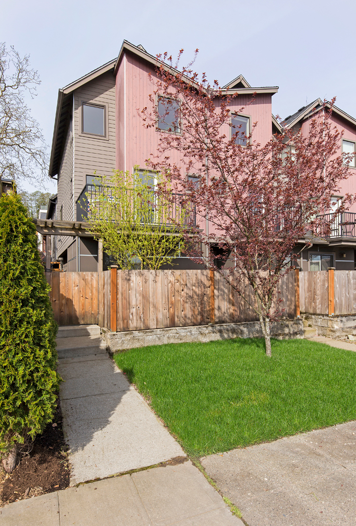 Property Photo:  3447 21st Ave W  WA 98199 