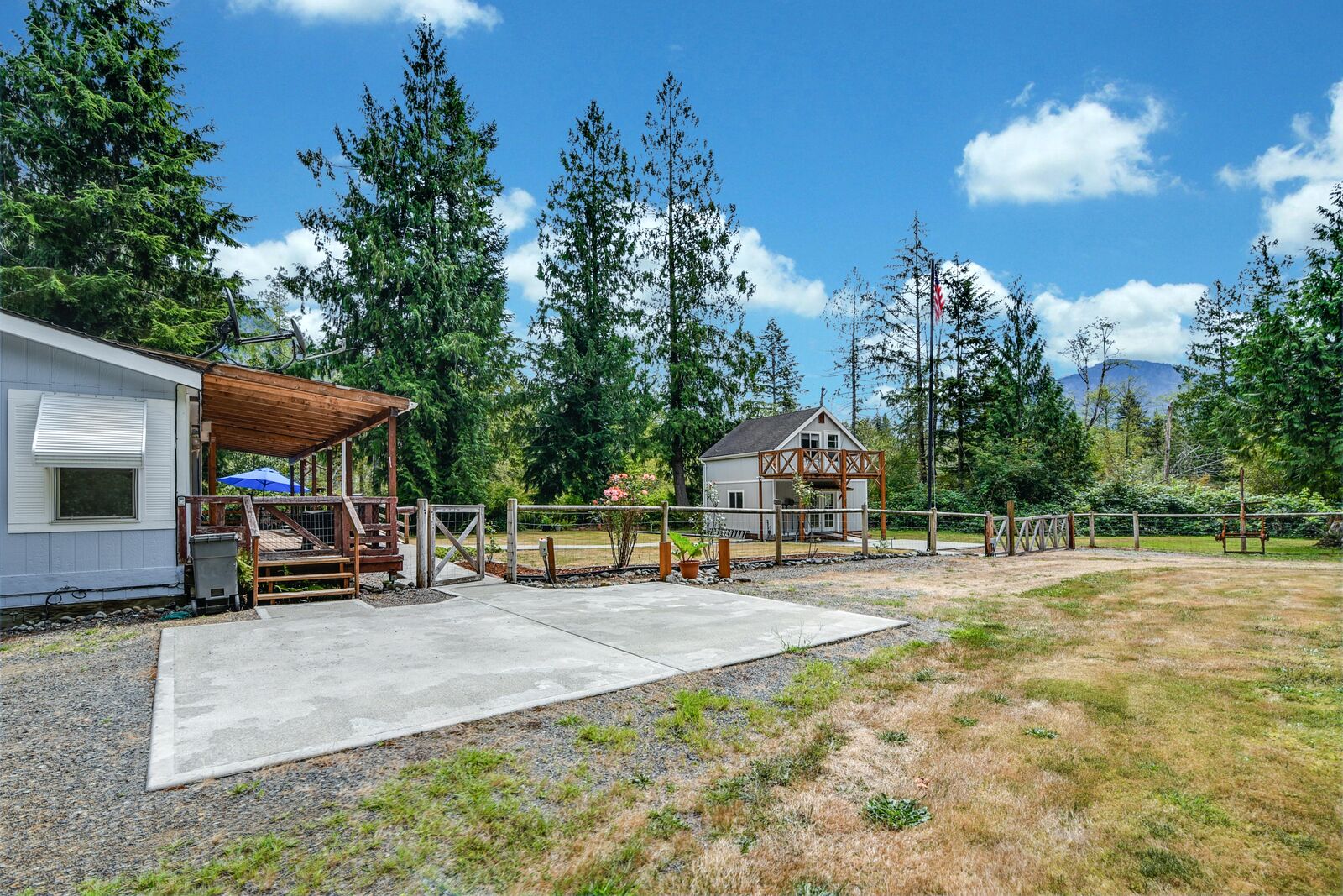 Property Photo:  15105  418th Avenue SE  WA 98251 
