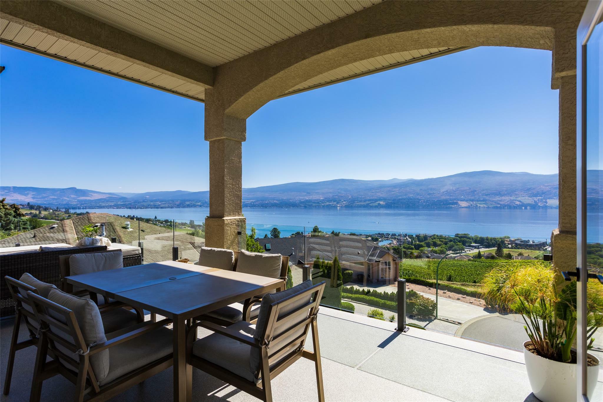Photo de la propriété: 1608 Braeburn Court BC V4T 2V5