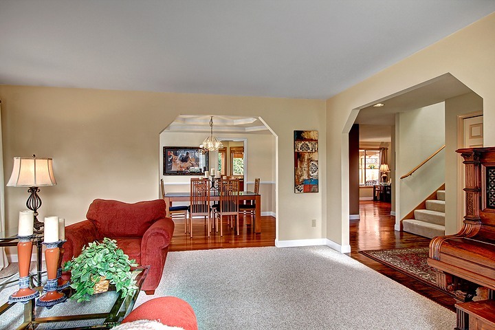 Property Photo: Living room 16012 124th Ct NE  WA 98072 