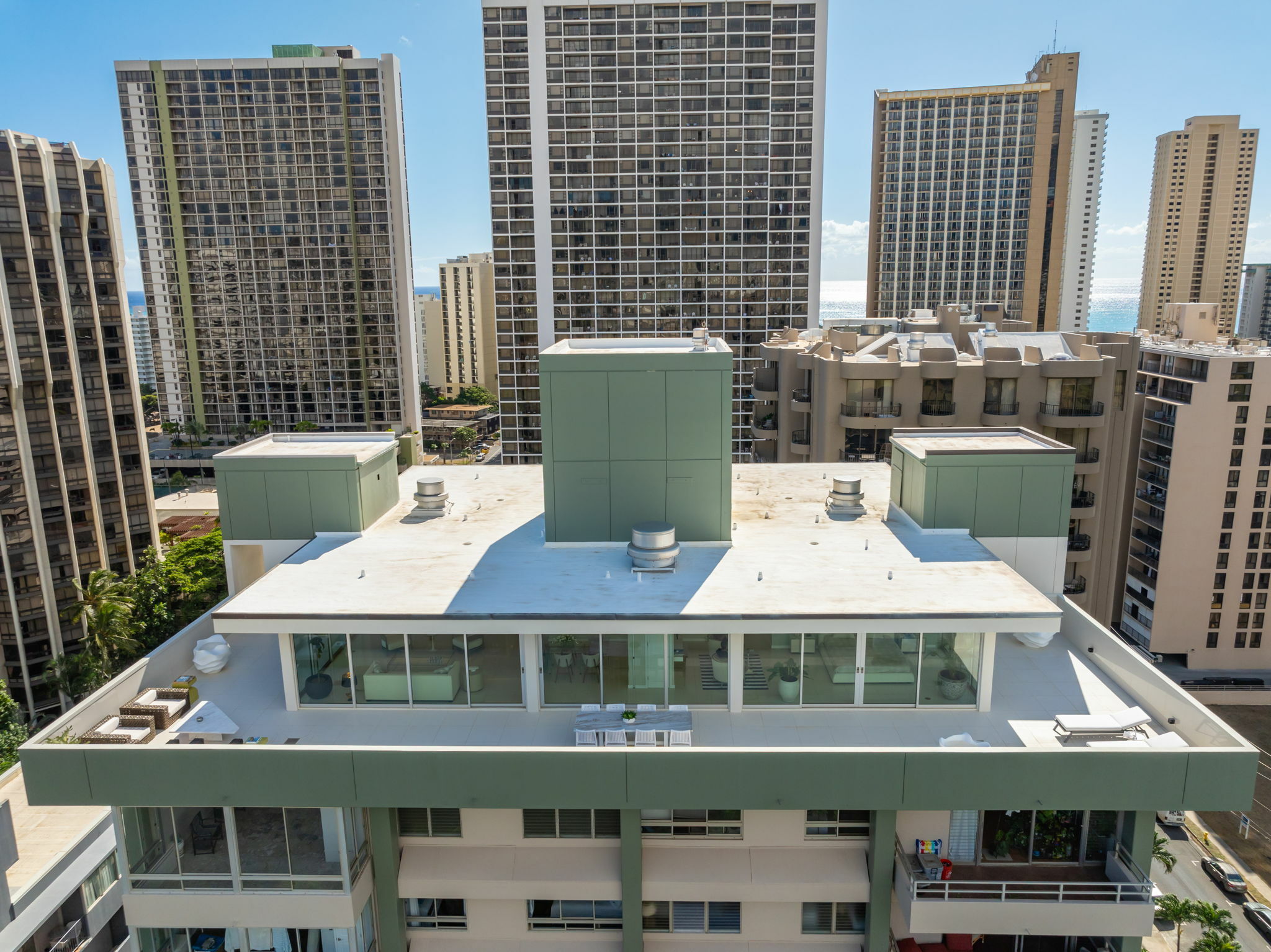 Property Photo:  2533 Ala Wai Boulevard Ph  HI 96815 