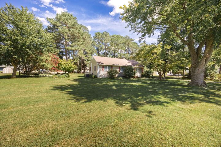 Property Photo:  201 Fawn Drive  MD 21804 