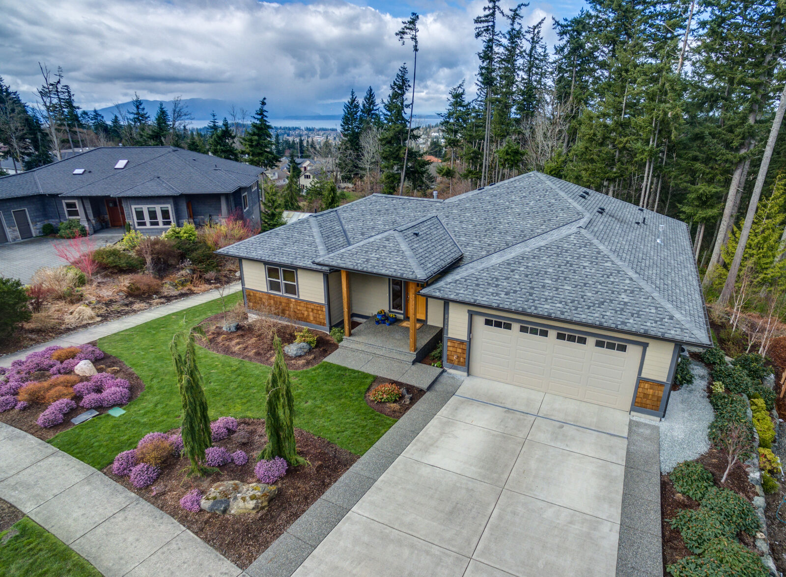 Property Photo: 914 Whitewater Dr WA 98229