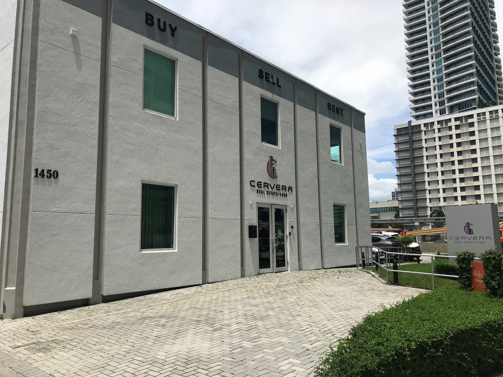 Corporate,Miami,Cervera Real Estate