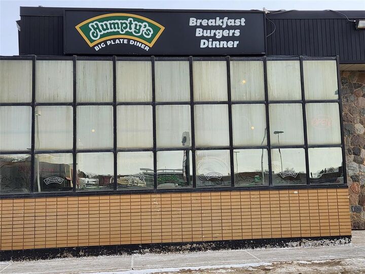 Property Photo:  1525 18th Street  MB R7A 5C6 