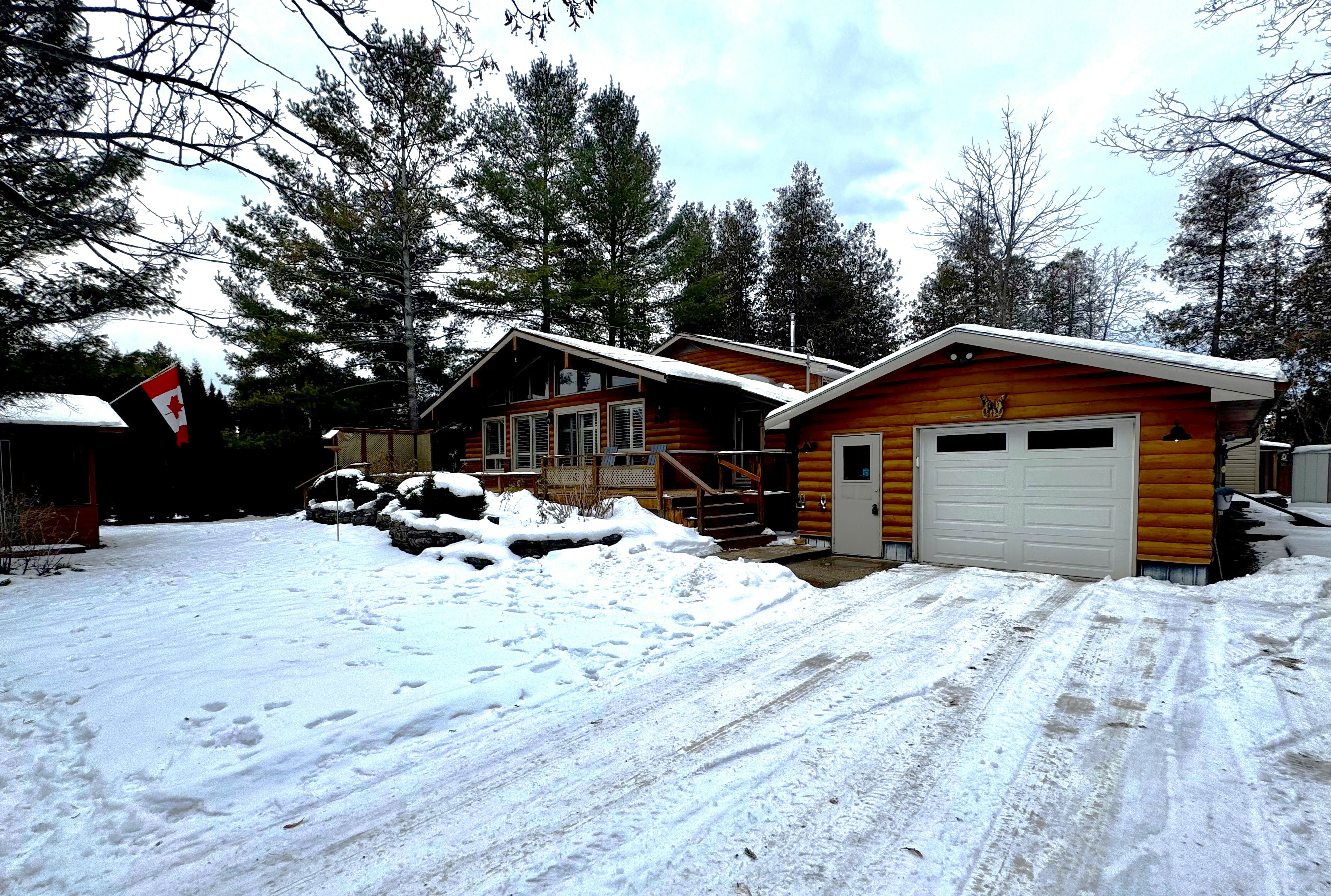 231 Front St W  Kawartha Lakes ON K0M 1A0 photo